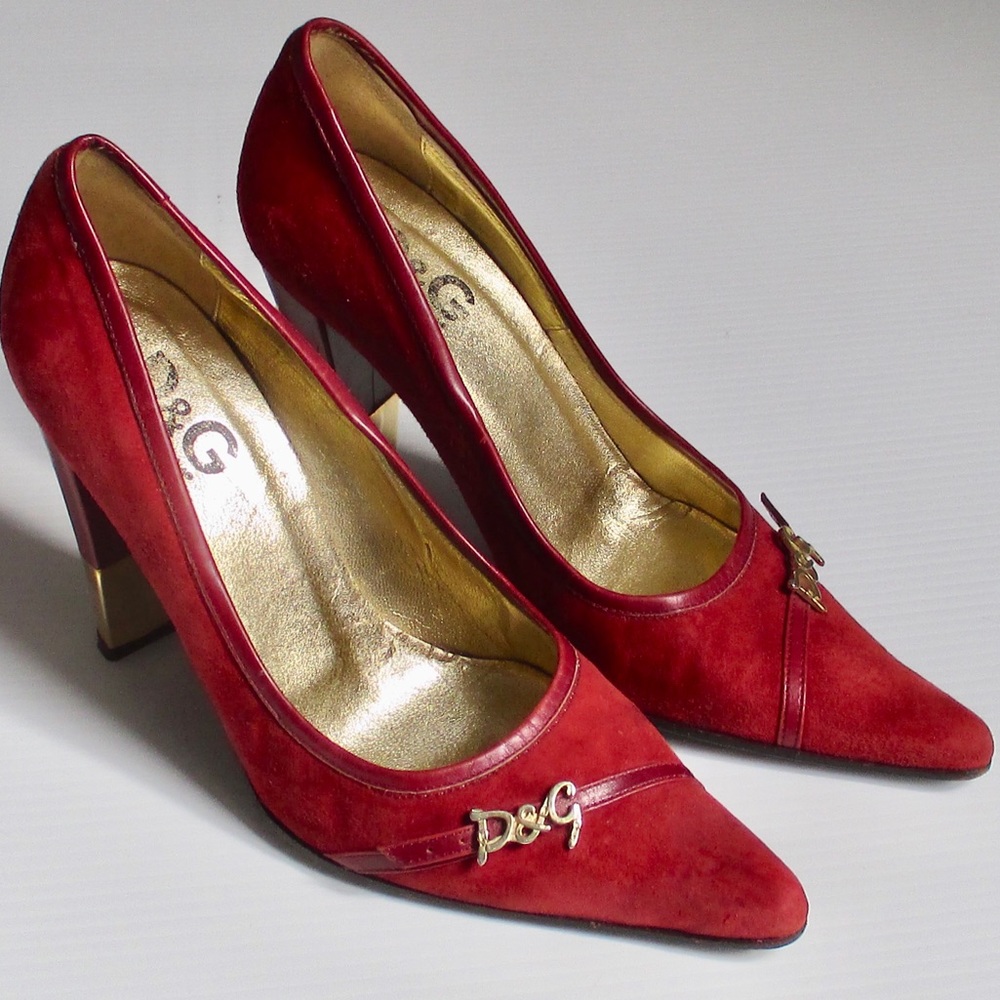 D&G Vintage Suede Red Shoes - Size 5.5